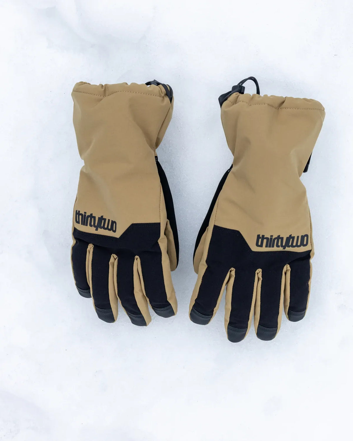 LASHED GLOVE