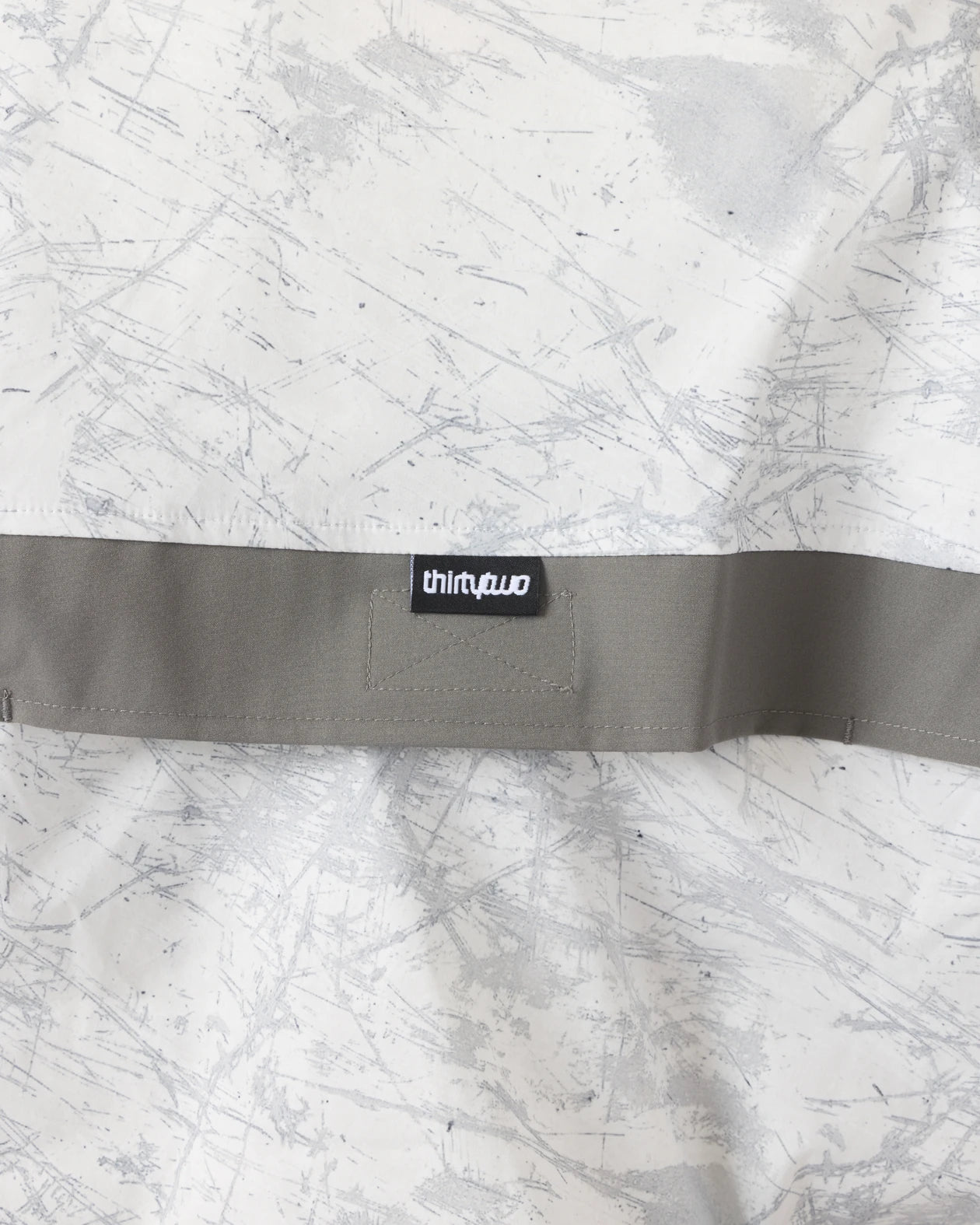 32 CLASSIC WINDBREAKER