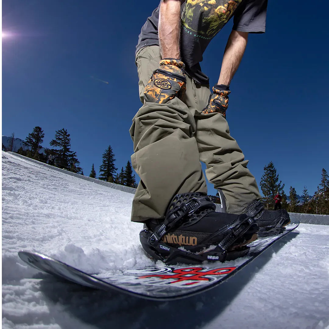 T32M Fase® Black Snowboard Binding | thirtytwo US