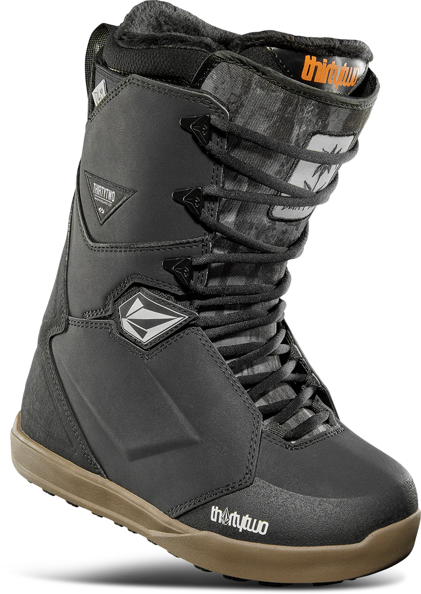 WOMEN&#39;S LASHED X VOLCOM SNOWBOARD BOOTS