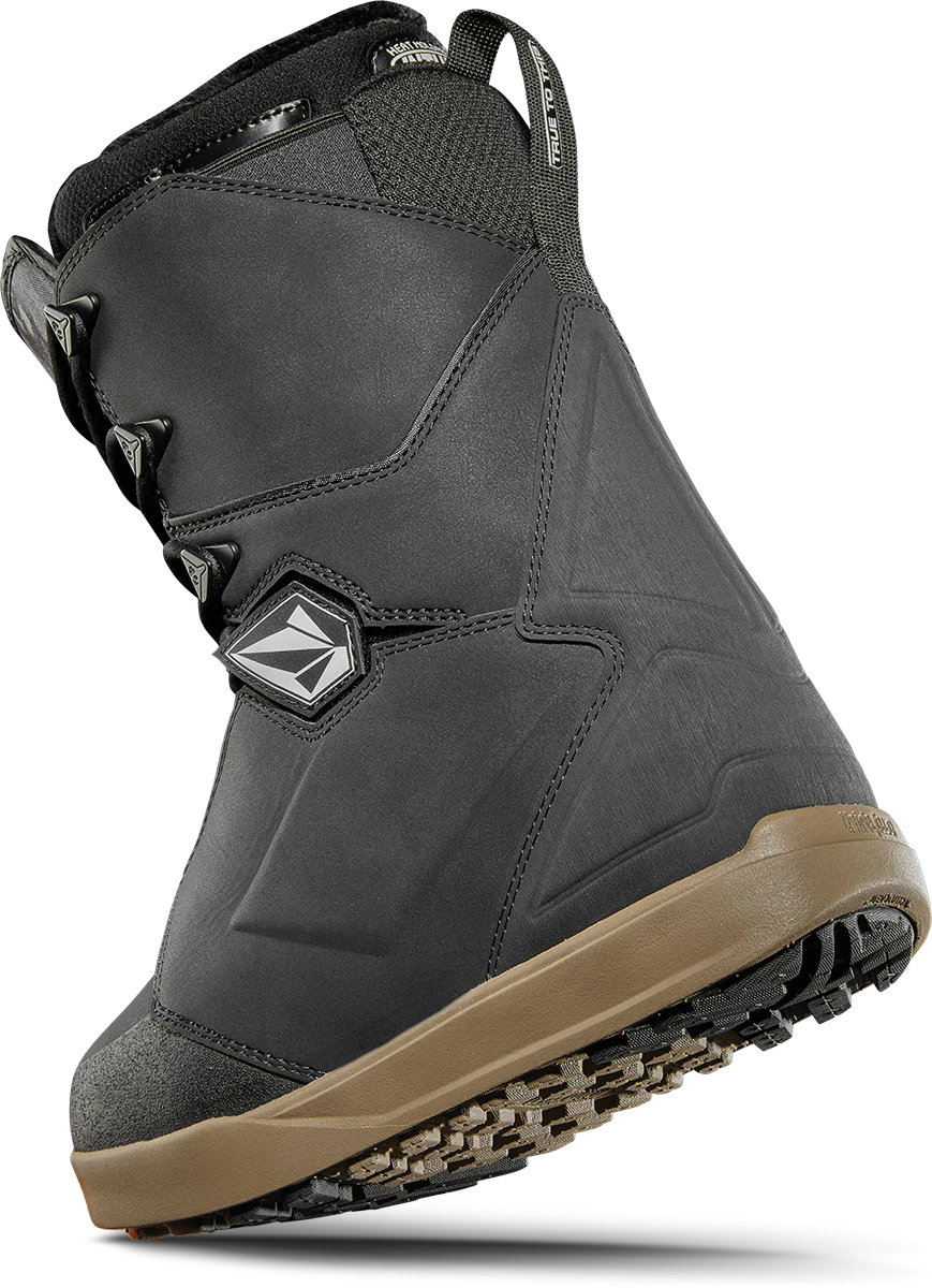 WOMEN&#39;S LASHED X VOLCOM SNOWBOARD BOOTS