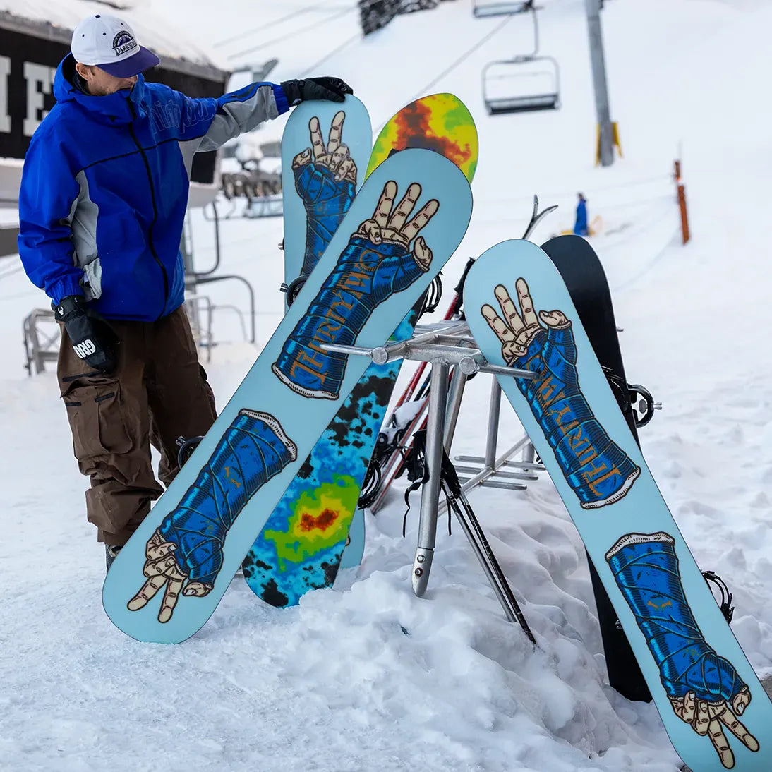 Snowboard Middle Earth Pro Limited Edition | thirtytwo Canada Snowboards ThirtyTwo Rider Driven Snowboarding Snow Premium