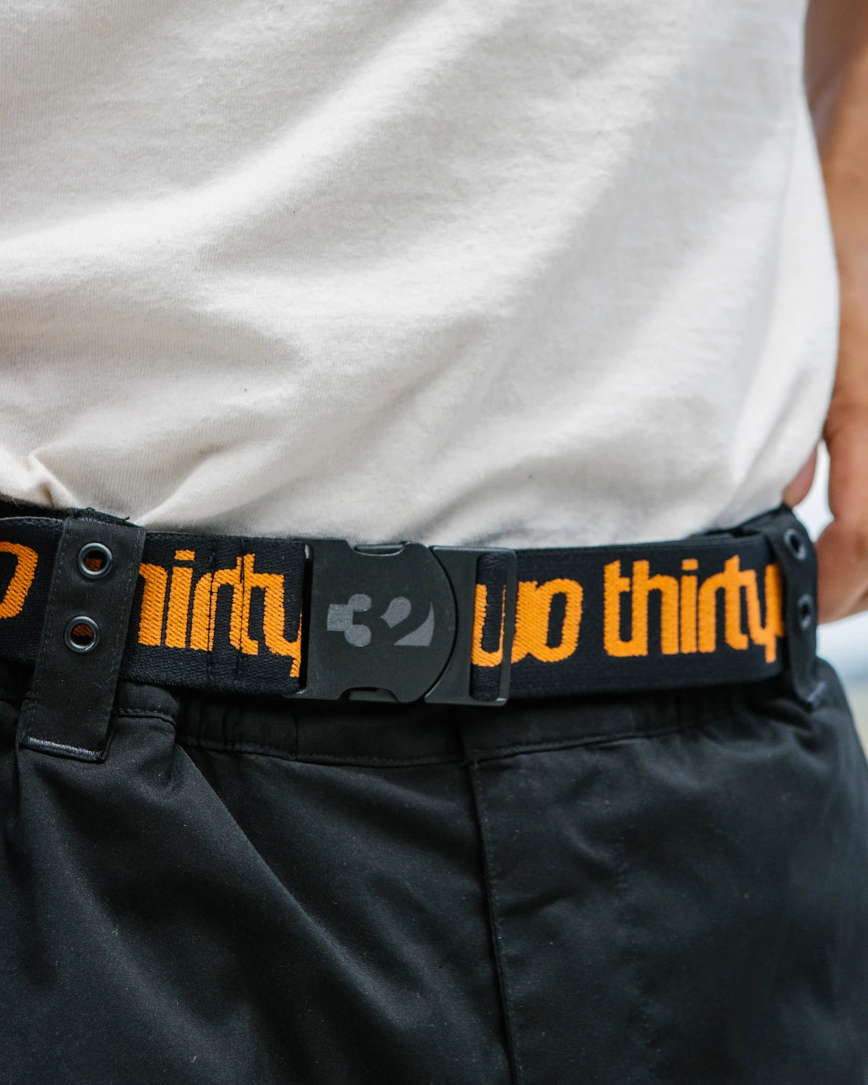 32 Cut - Out Belt