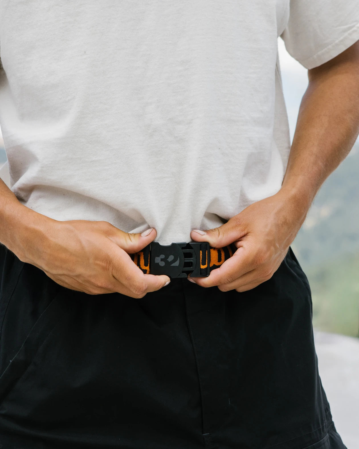 32 Cut - Out Belt