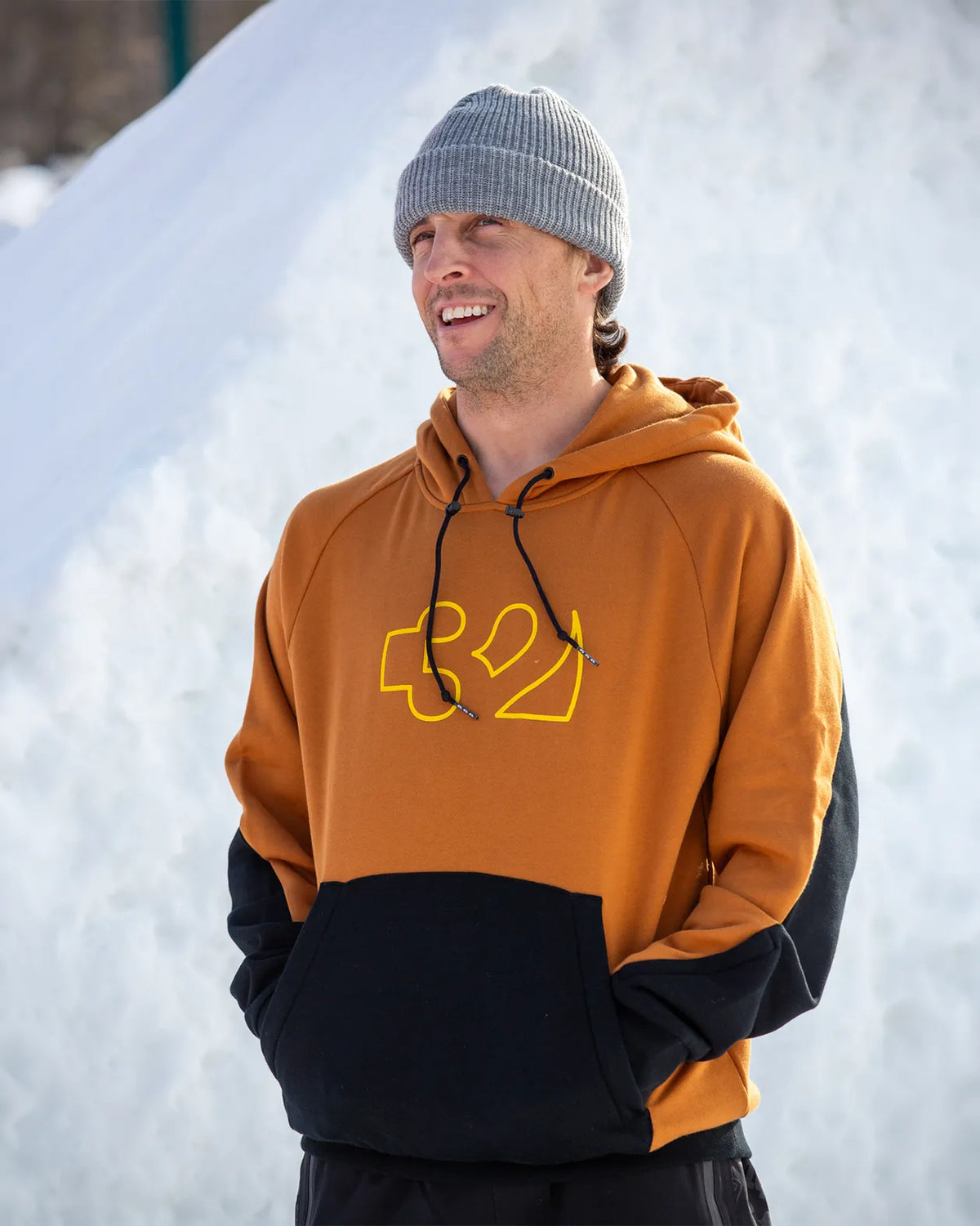 T32M TECH HOODIE