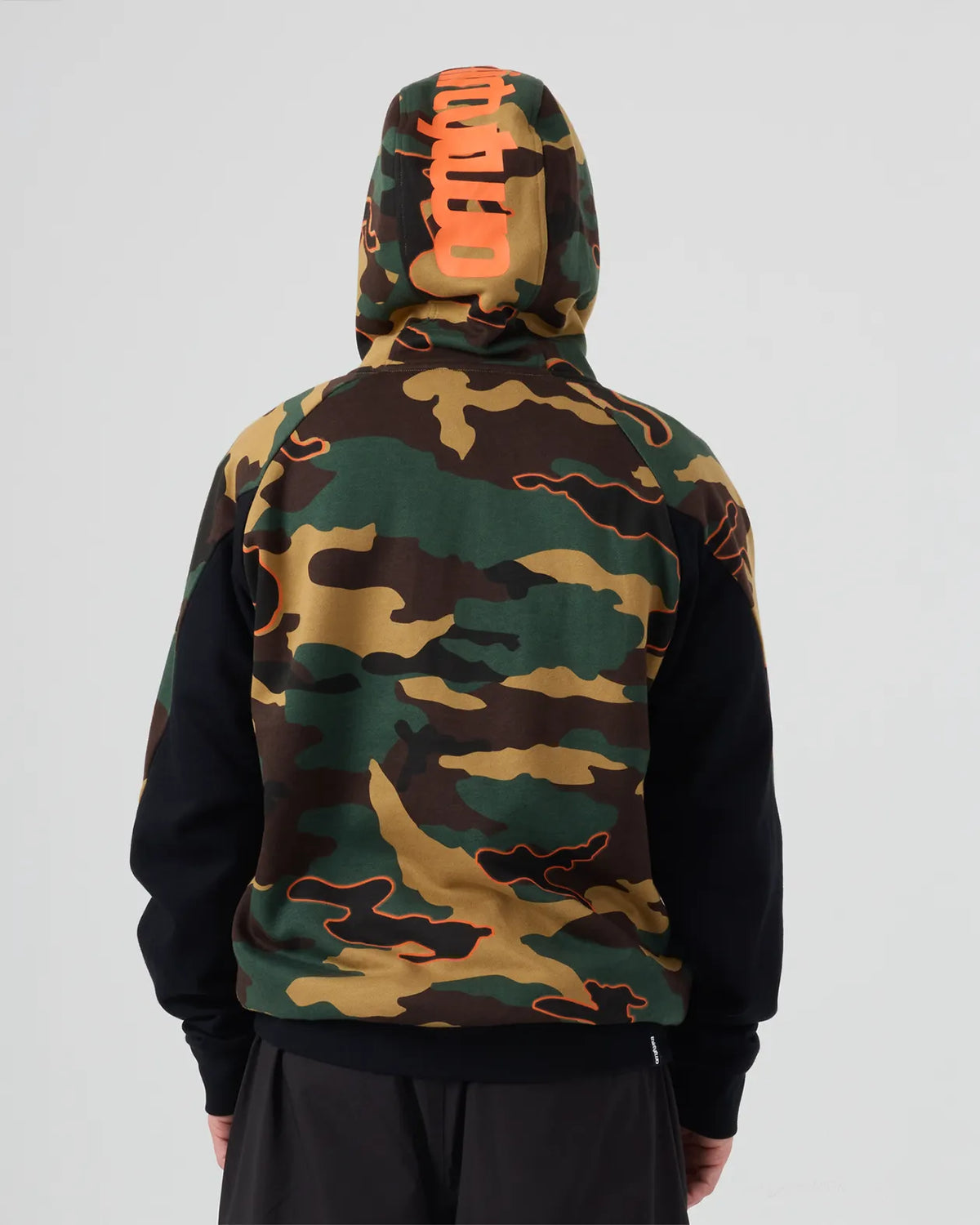 T32M TECH HOODIE