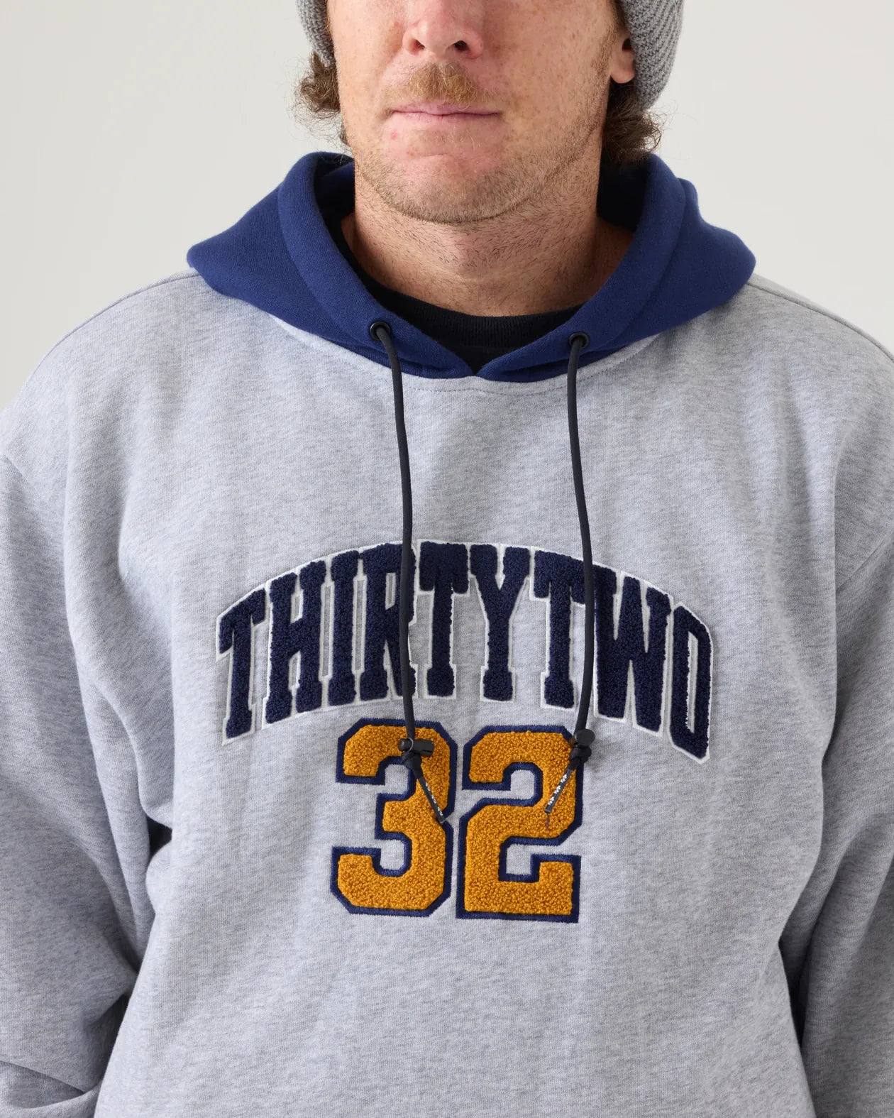 32 TECH HOODIE Apparel Technical Thirtytwo Rider Driven Snowboarding Snow Premium