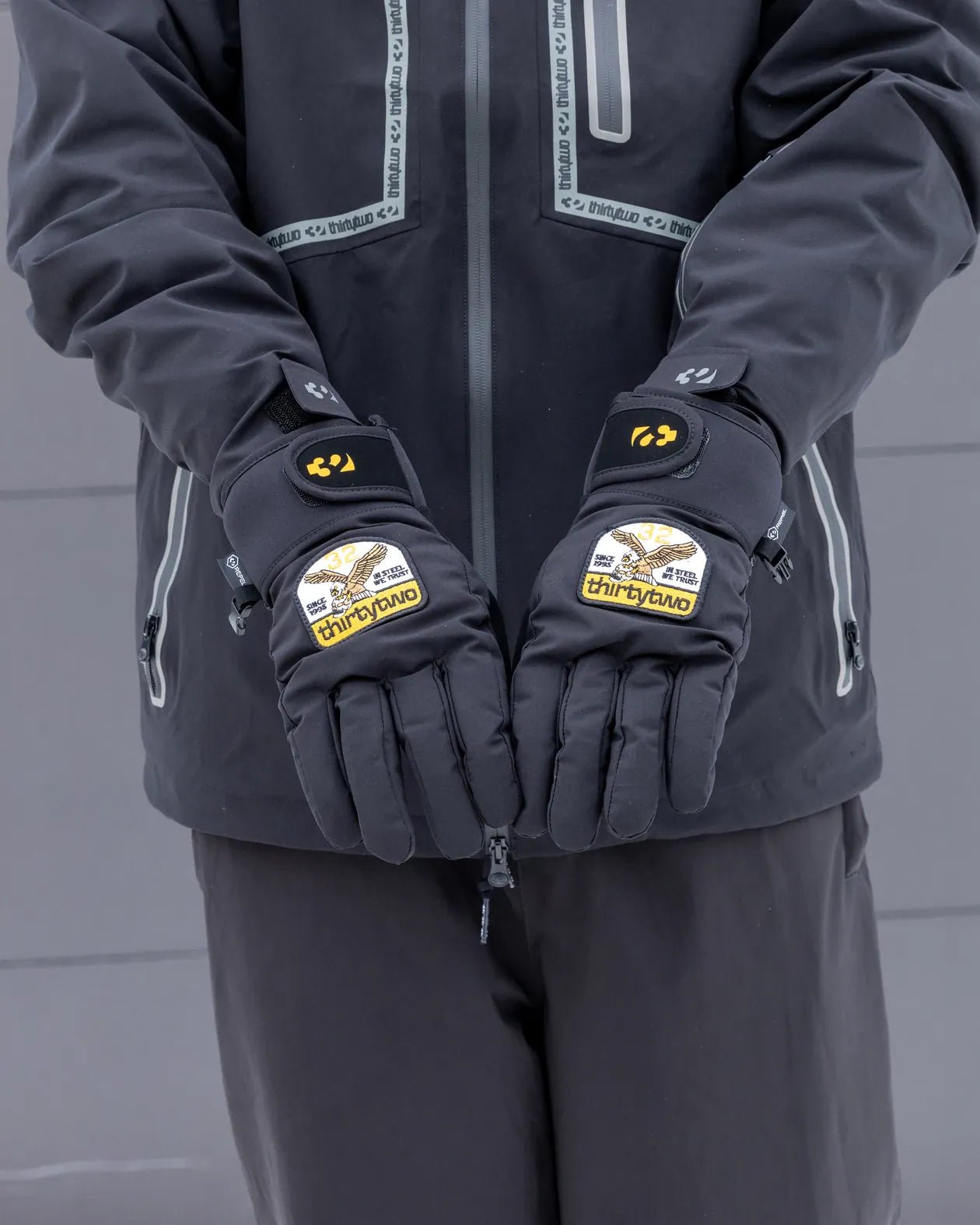 GATEWAY GLOVE
