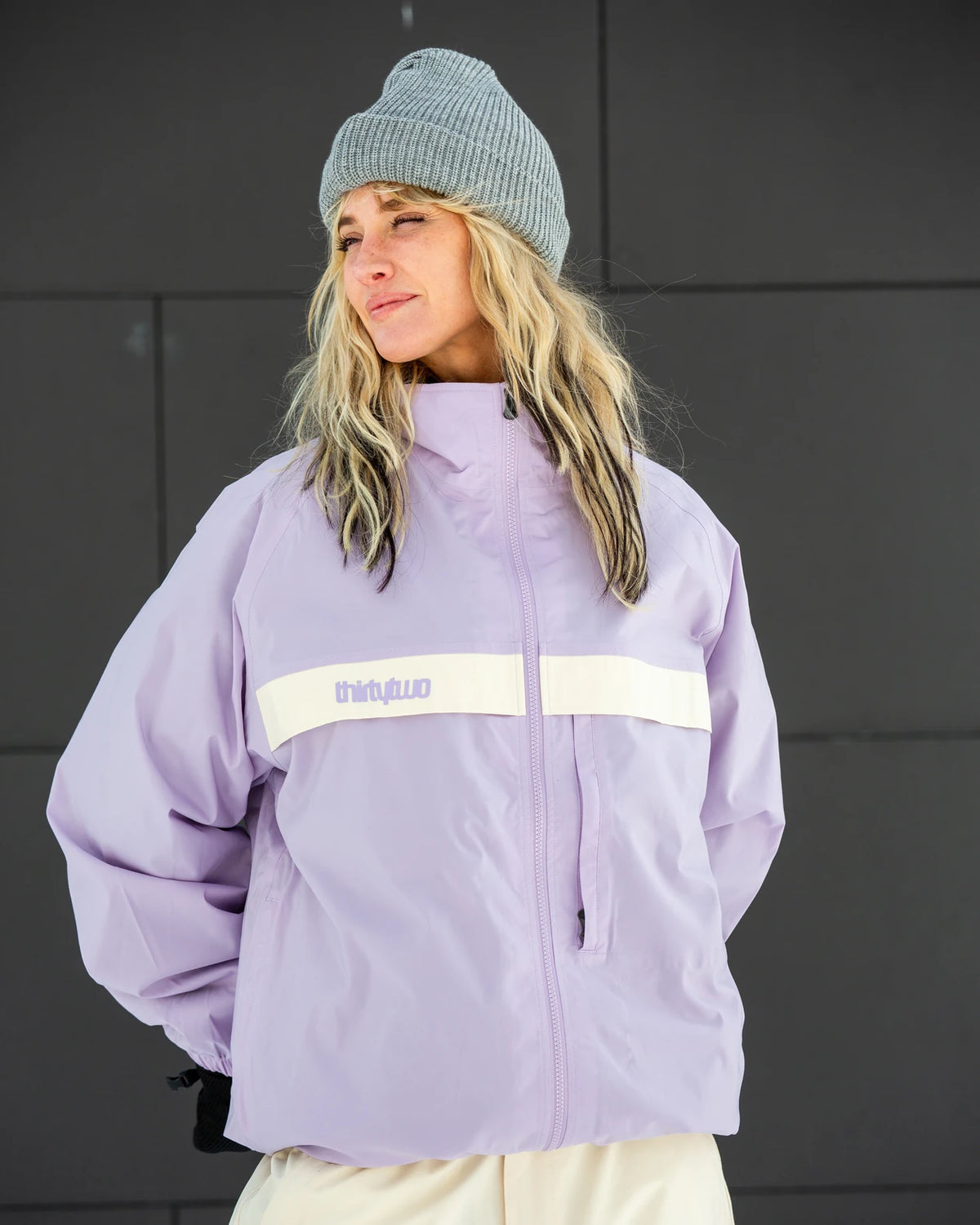 32 CLASSIC WINDBREAKER