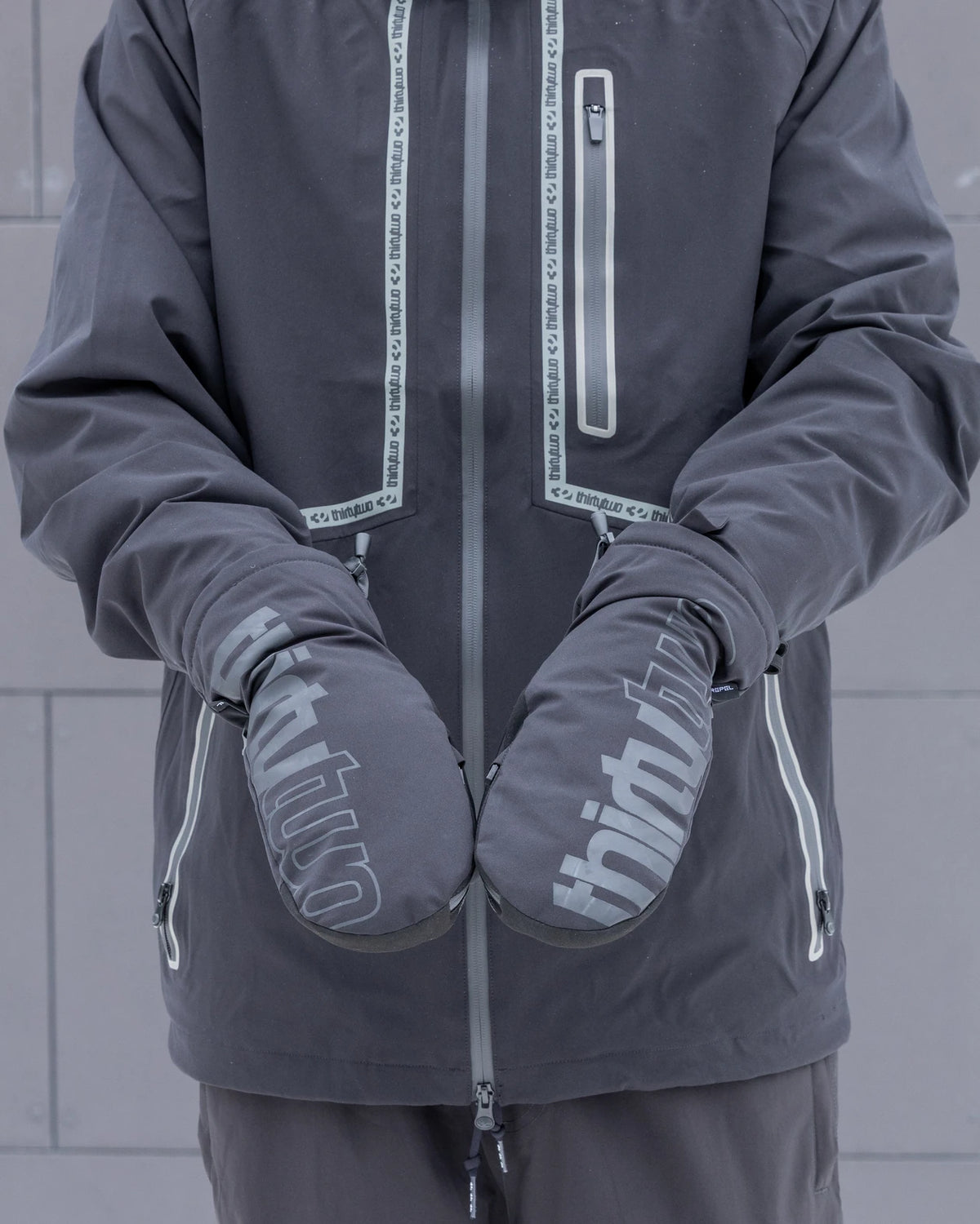 CORP MITT