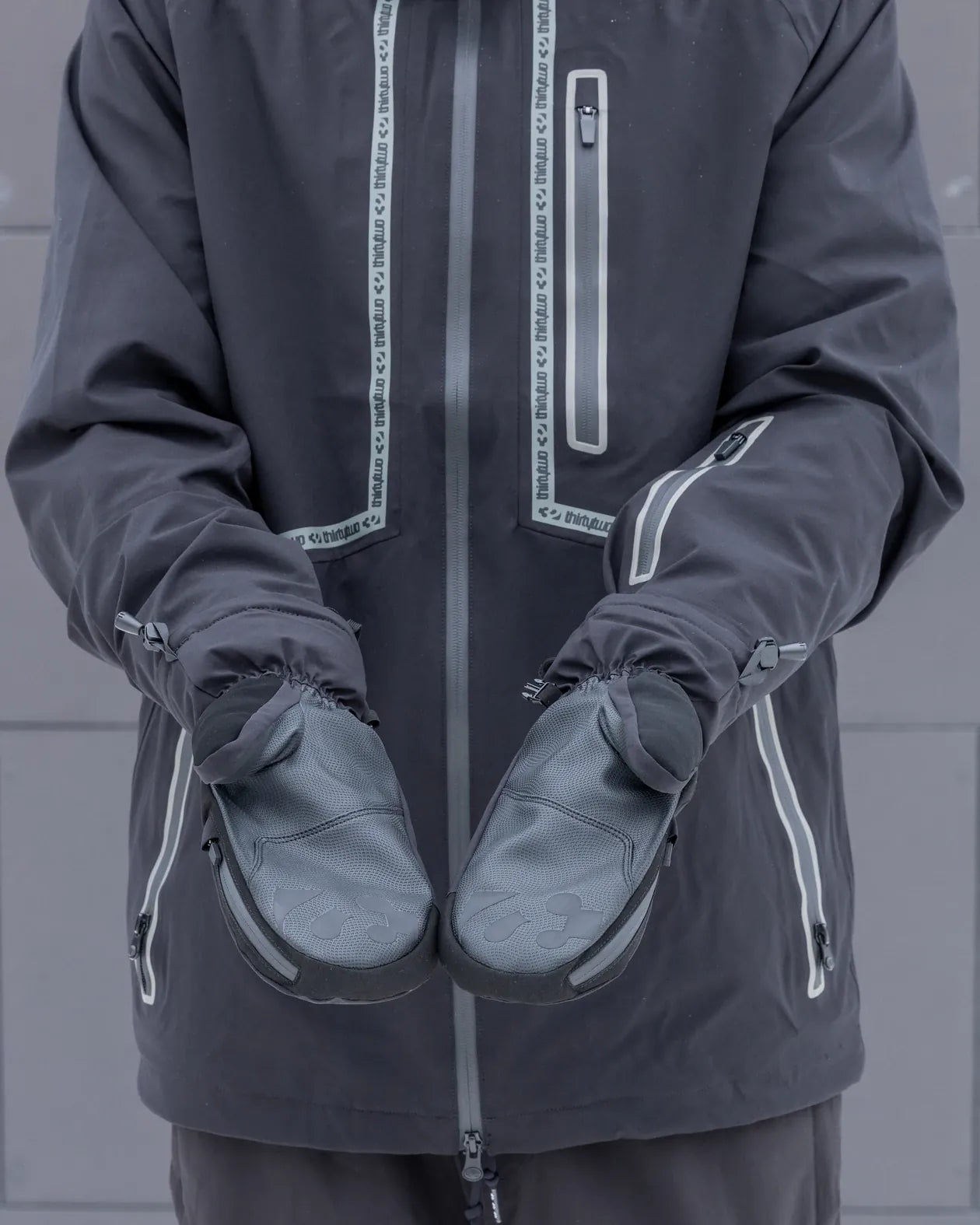 CORP MITT
