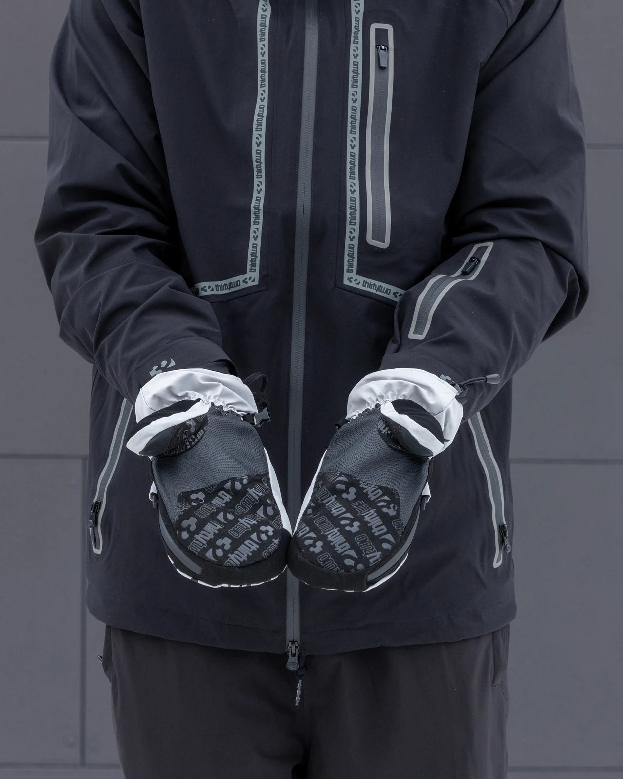 CORP MITT XLT